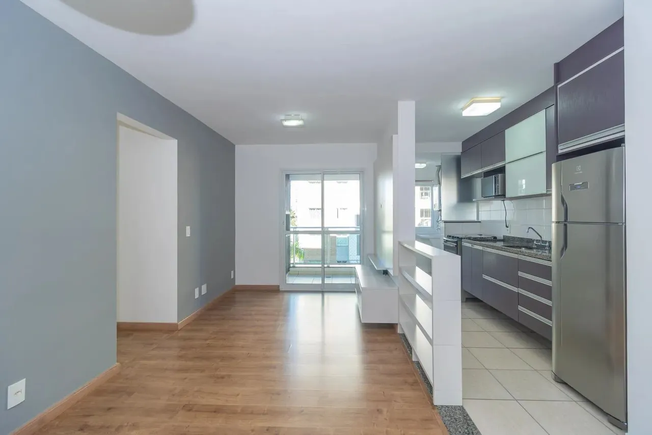 Apartamento de 3 quartos no bairro Campo Comprido
