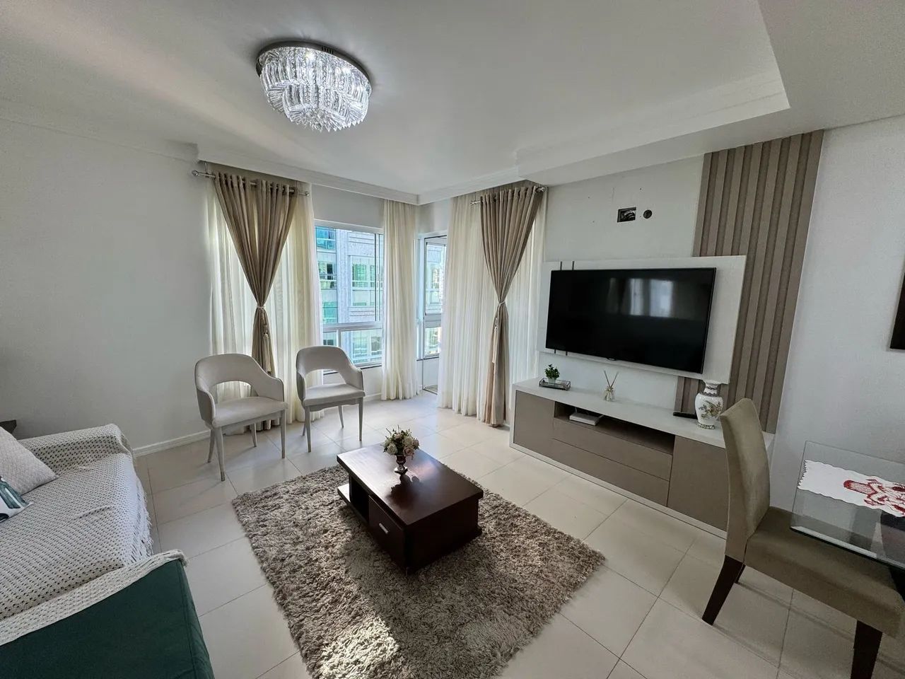 Apartamento mobiliado em Itapema, 50 metros do mar - Foto 5
