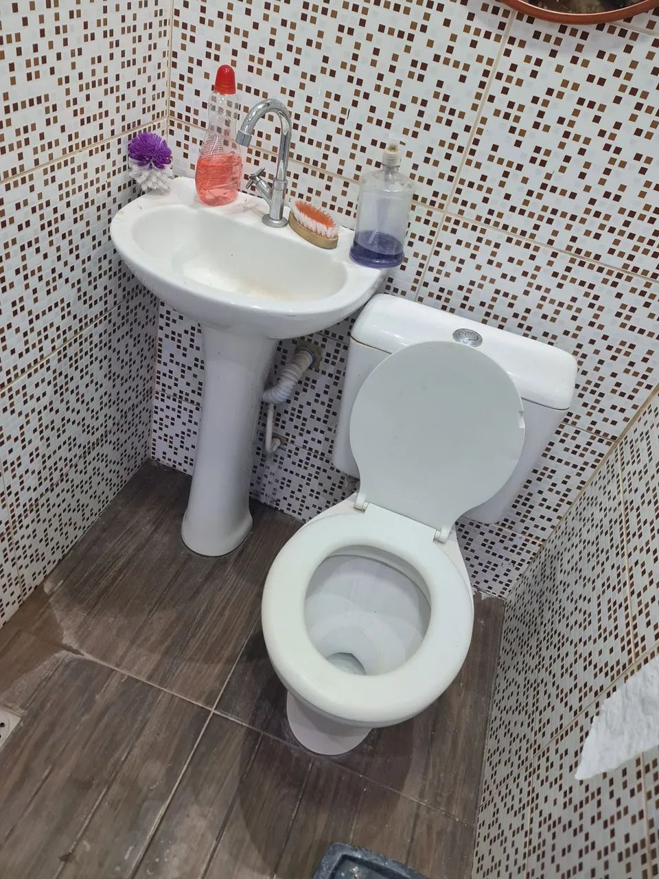 Selling bathroom sink and integrated toilet