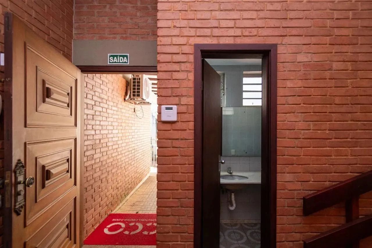 Sobrado de 540 m² no Setor Sul, em frente à Clínica do Esporte - Foto 3