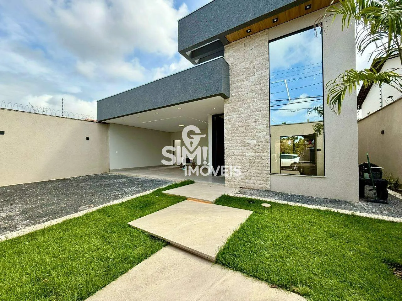 CASA MARAVILHOSA COM 03 SUÍTES NA 605 SUL !!