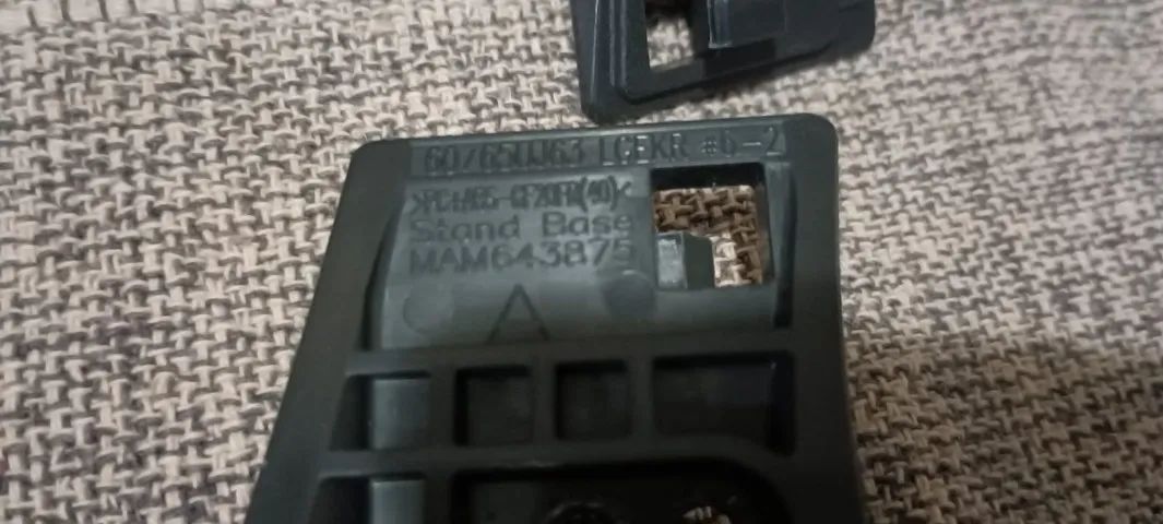 Base pedestal LG 60/65UJ63 MAM643875 - Foto 2