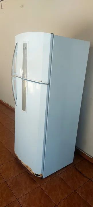 Vendo geladeira dúplex frostr free funcionando perfeitamente entrego grátis  - Foto 3