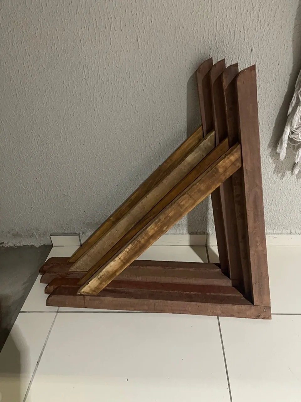 Mão francesas de barrotes 5x5 Maçaranduba