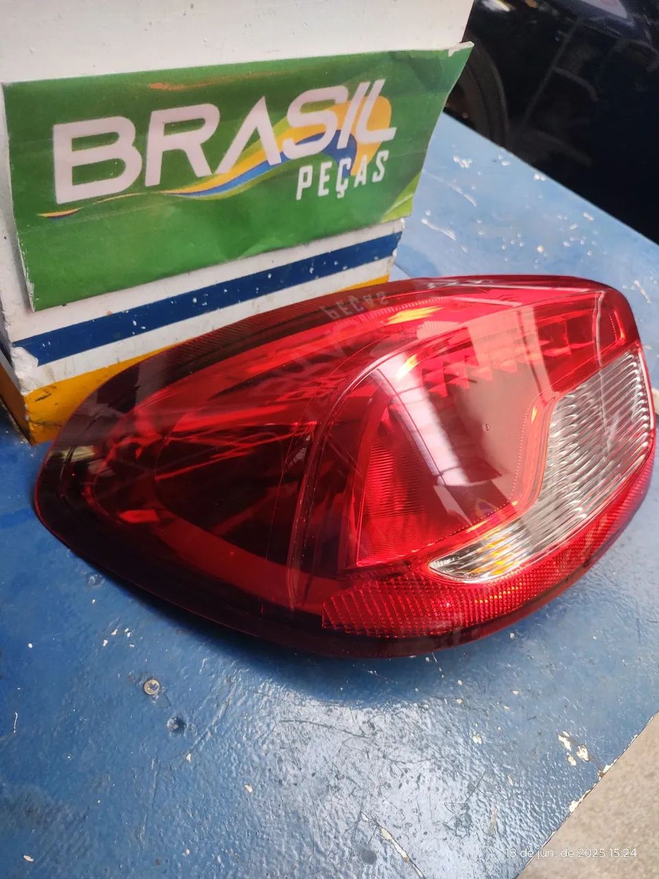 lanterna traseira esquerda kwid  - Foto 2