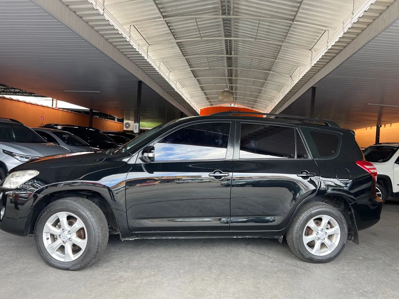Rav4 4X4 2010 Aut ótimo estado geral  - Foto 2