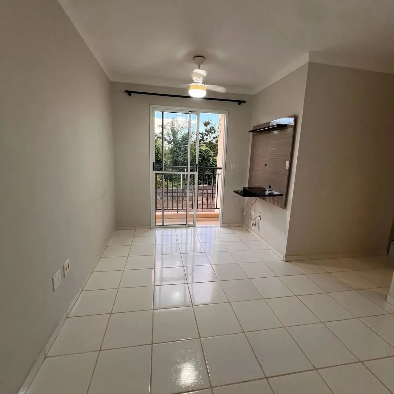 Vendo Apartamento de 2 quartos no Condomínio Lisboa