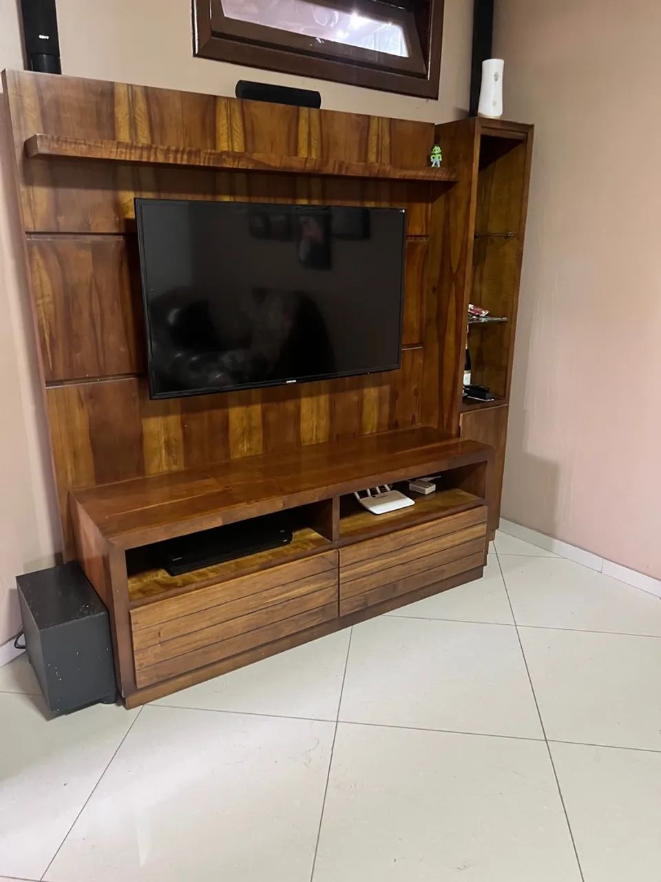 Móvel para TV em Madeira Impecável - Design Moderno - Foto 3