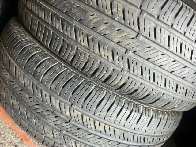 Pneu 205/65/15 Hankook  70 % vida útil 