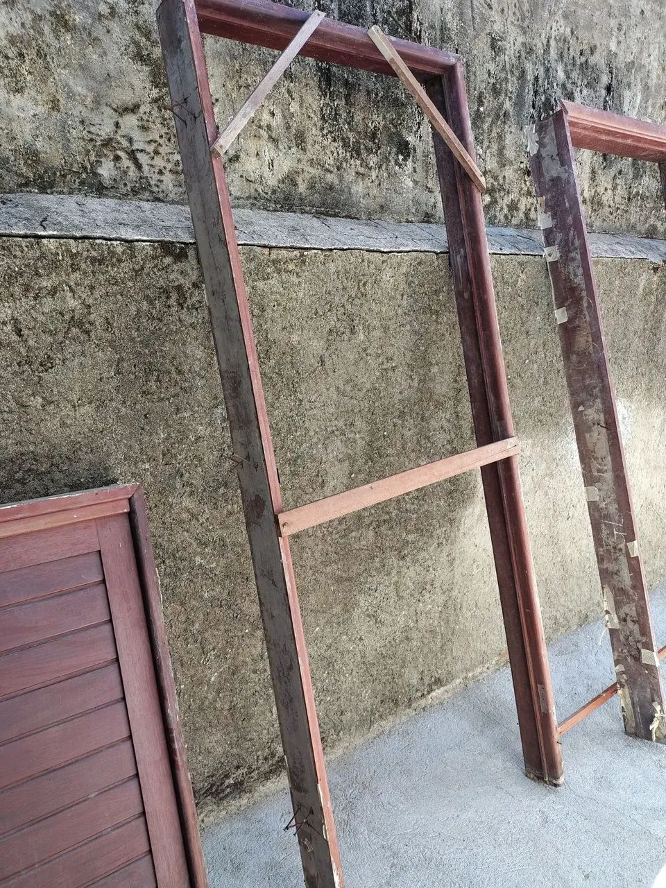 Caixote de madeira usada