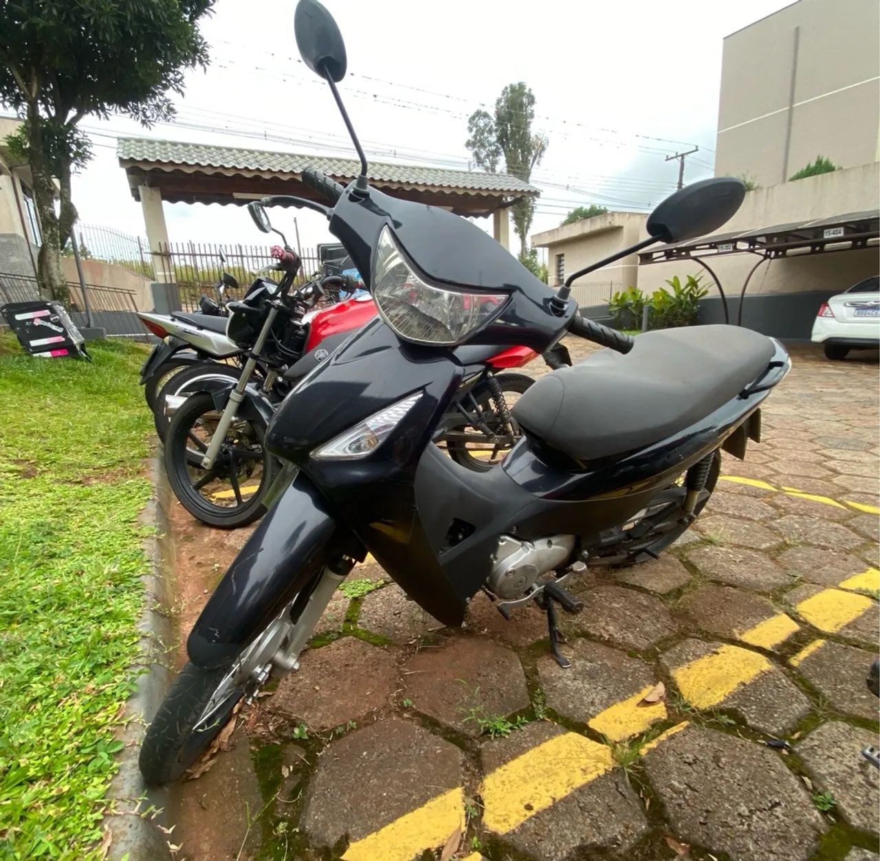 Moto Honda Biz 125 - Preta