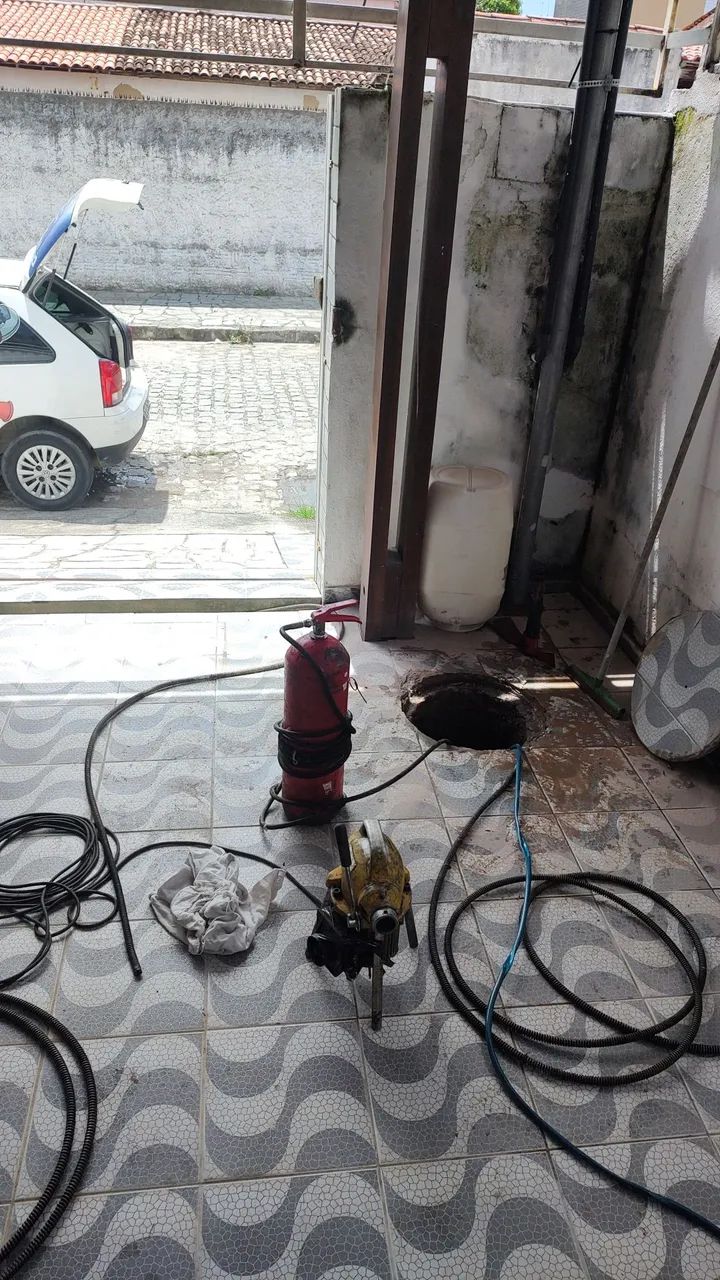 Desentupidora de Piá , caixa de gordura,vaso sanitário,ralo e etc - Foto 2