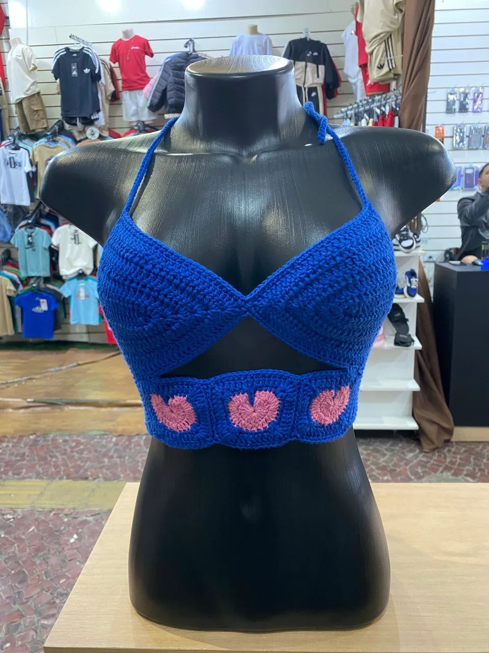 Cropped de coração em crochê  - Foto 2