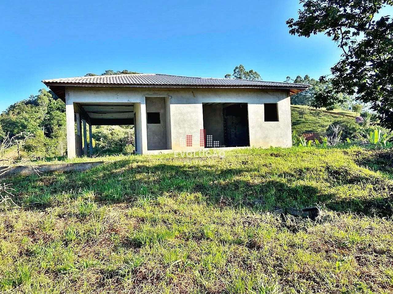 Terreno Rural Terreno rural, tratando-se de um sítio, localizado no Canto dos Pfleger ...