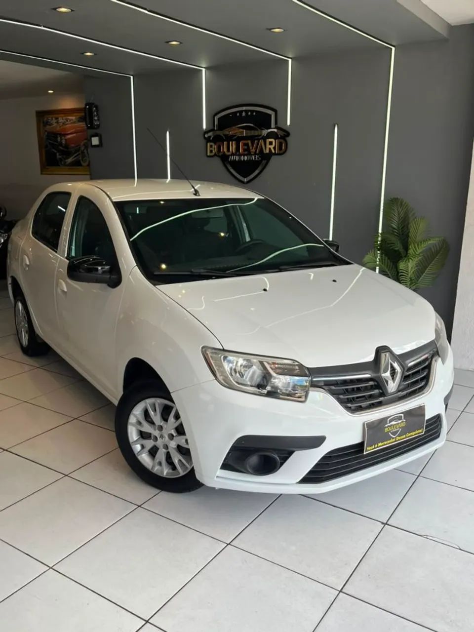 Renault Logan 2022