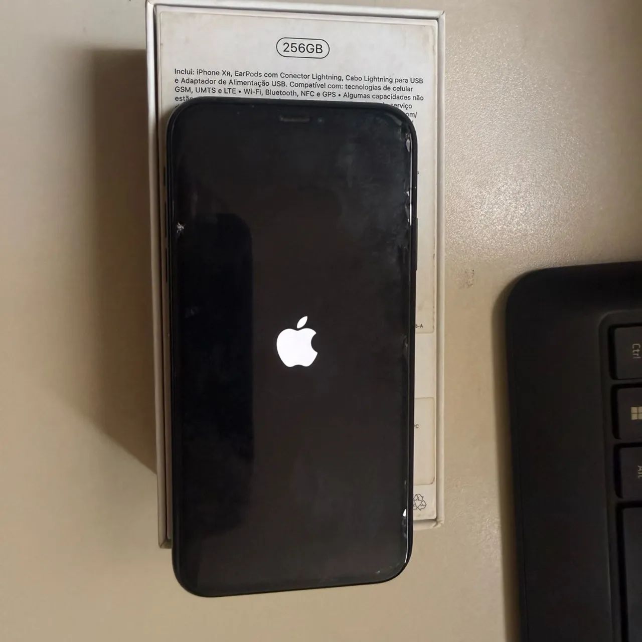 Iphone XR 256 - Foto 2