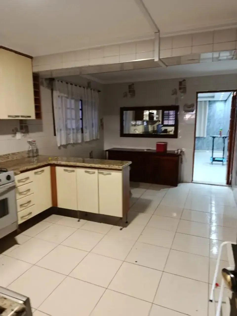 Vendo este imóvel na Petrópolis com 3 quartos! Pronta para morar  - Foto 5