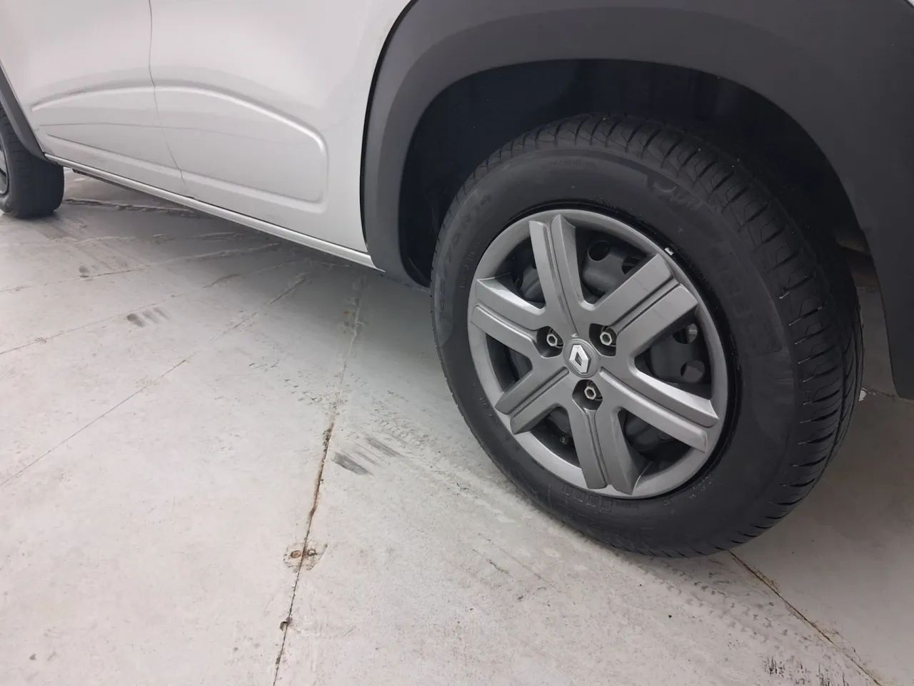 Renault Kwid 1.0 Zen, foto 12 de 18