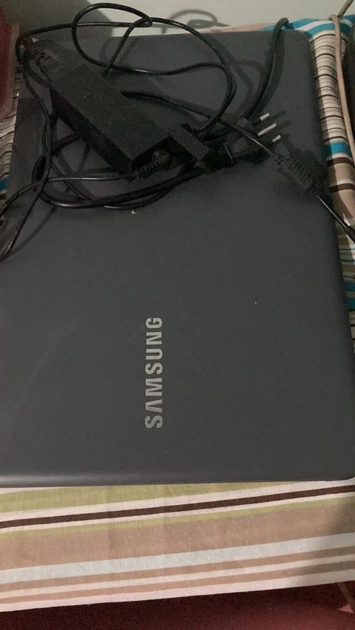 Notebook Samsung Essentials NP350XAA-KF3BR - Foto 4