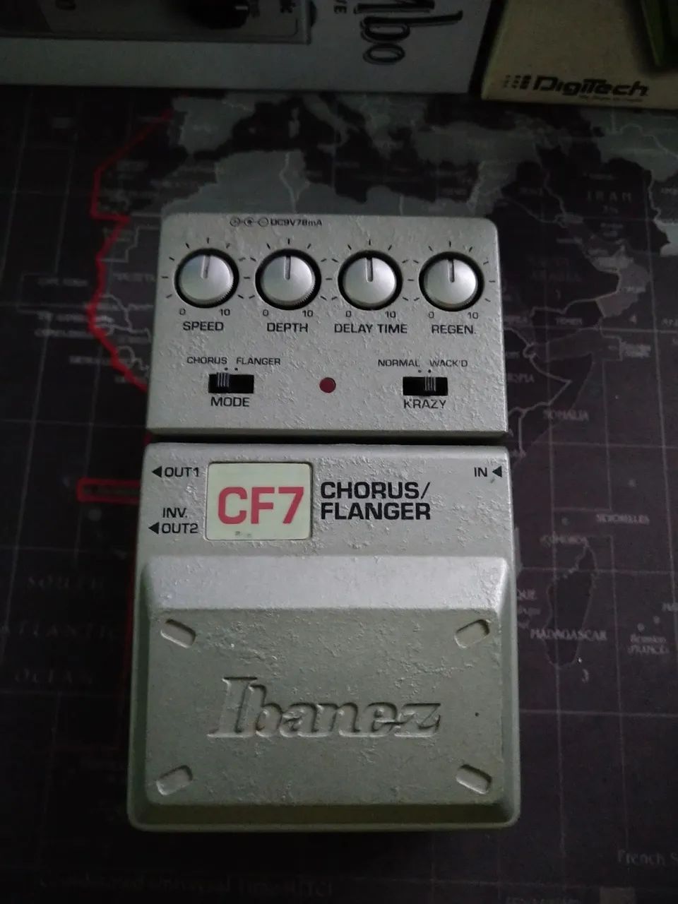 Pedal Ibanez Chorus/Flanger CF7 - Foto 4