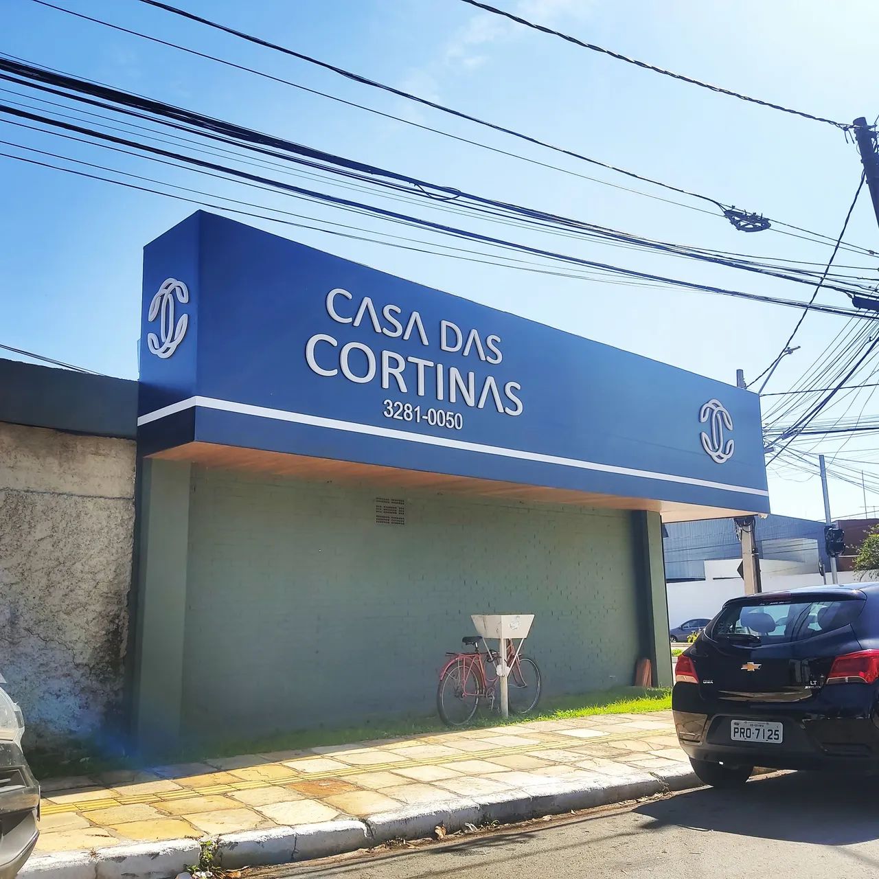 Fachadas em acm com letras caixa 