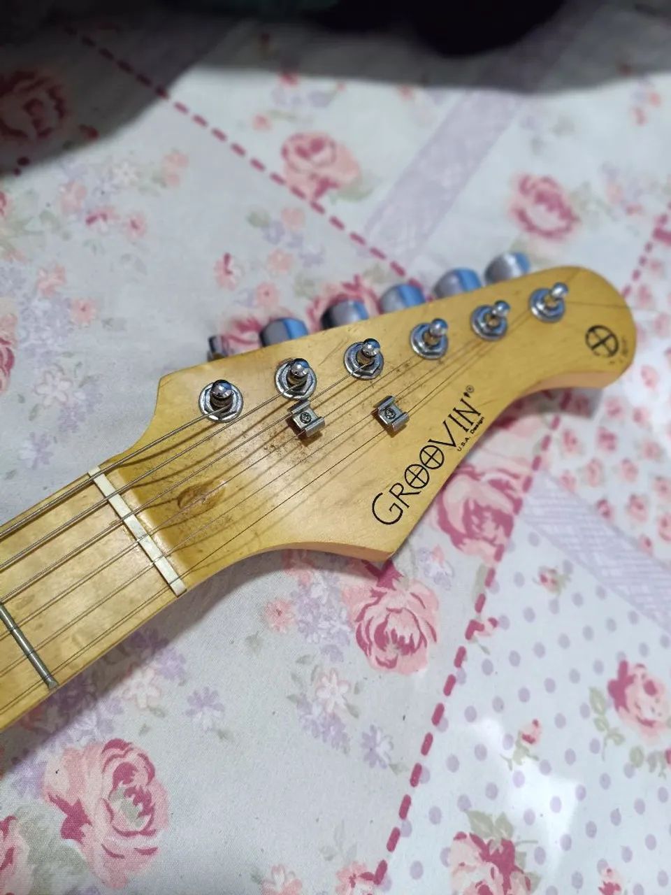 Guitarra elétrica stratocaster  - Foto 3