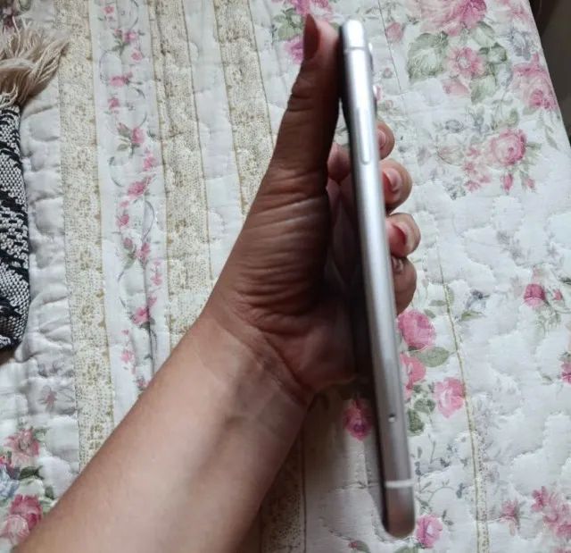 iPhone  - Foto 2