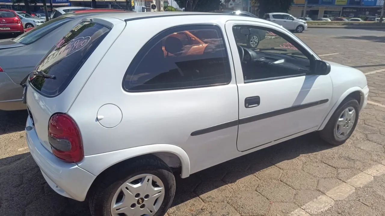 Chevrolet Corsa CORSA WIND 1.0 MPFI / EFI  2P 2001