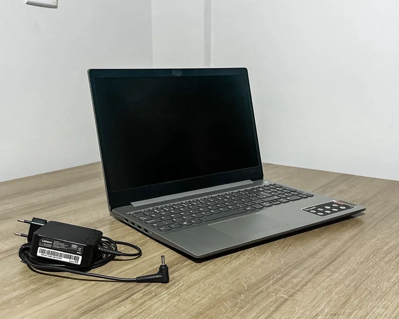 Notebook Lenovo IdeaPad 3i  - Foto 3