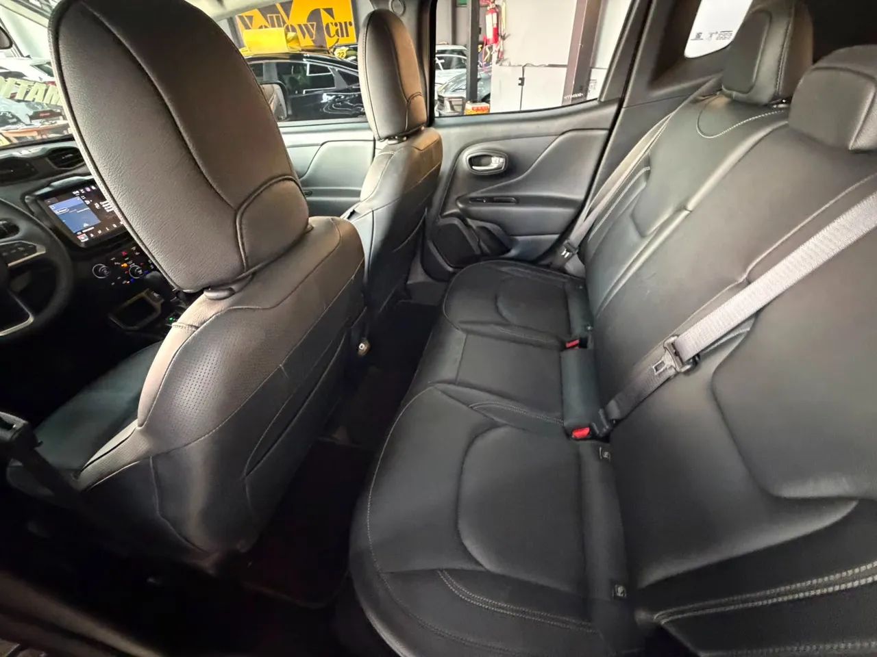 Jeep Renegade Longitude T270 1.3 Turbo 4x2 Aut., foto 12 de 20