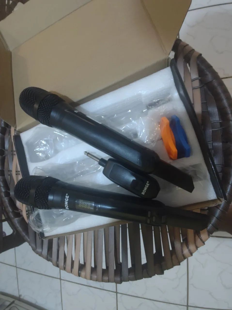 Microfone sem fio duplo
