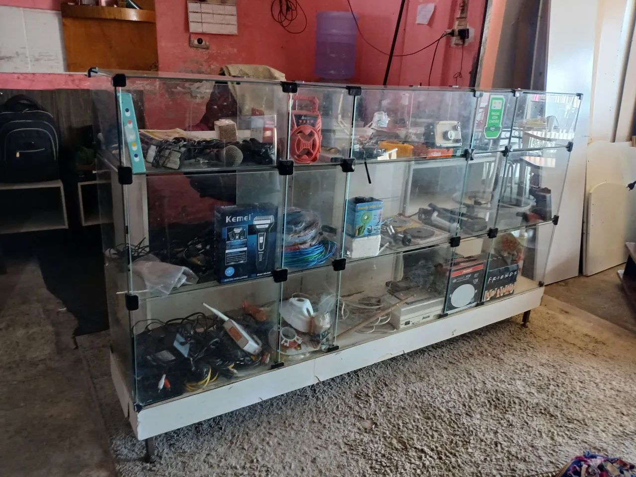 Vende-se balcão expositor para loja - Foto 2