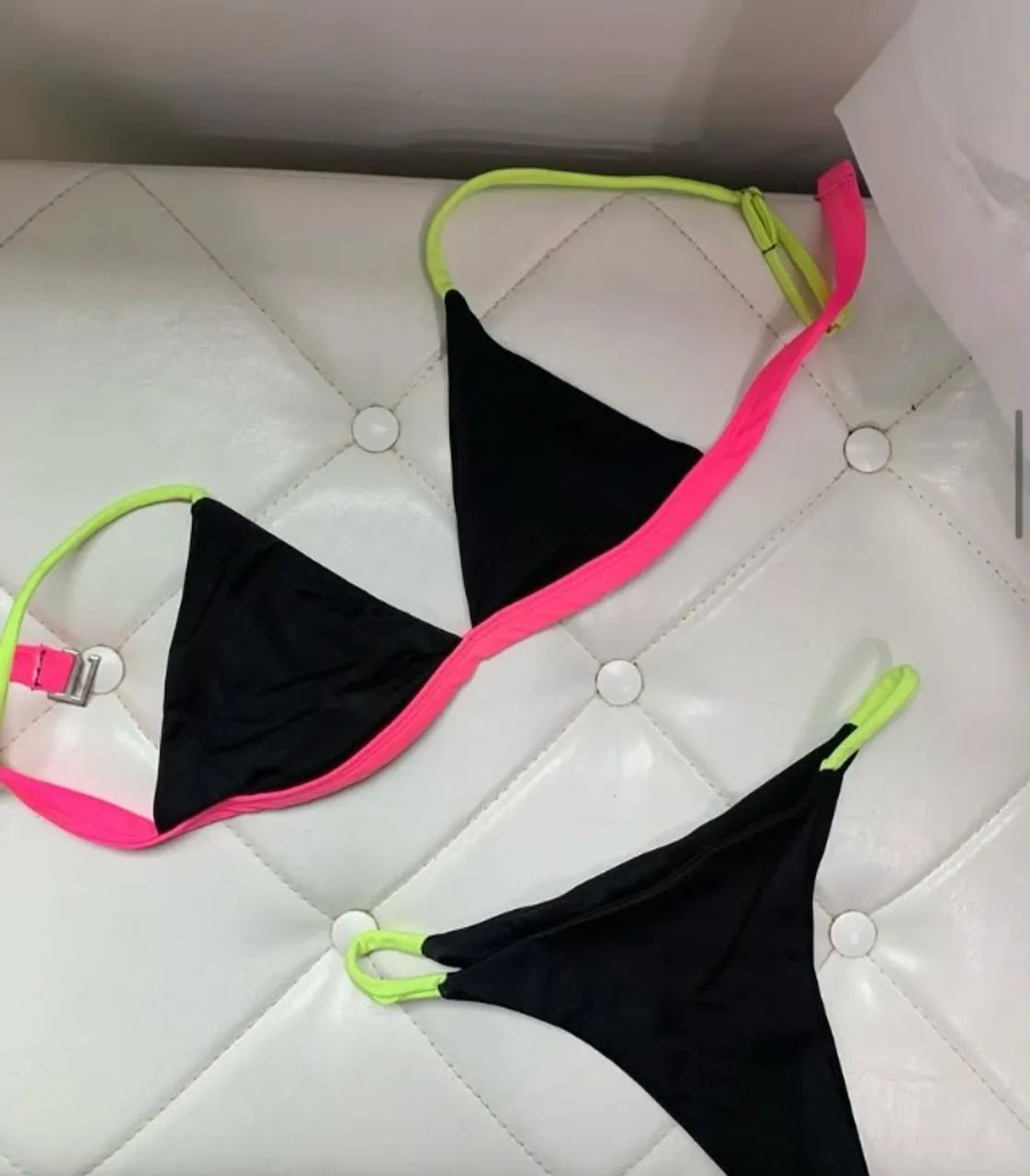 Biquini Neon e Preto Marquinha