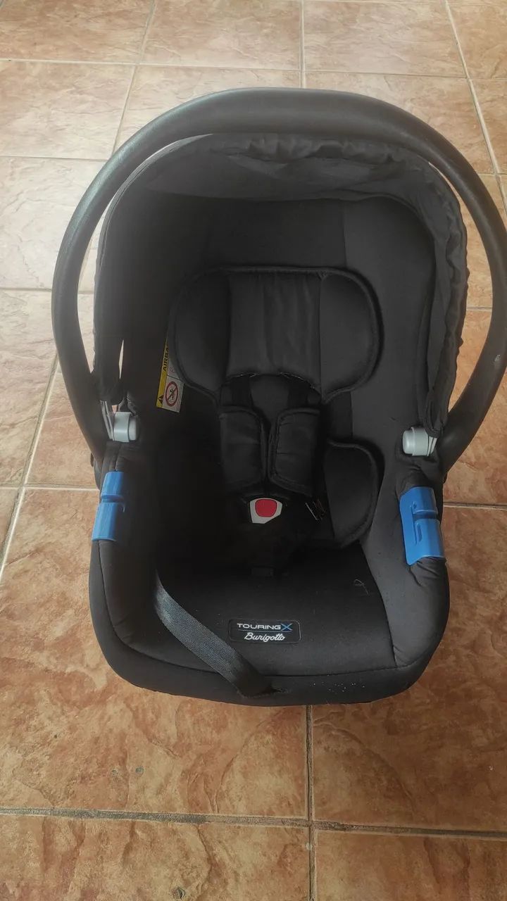 Carrinho de bebê com bebê conforto  - Foto 4