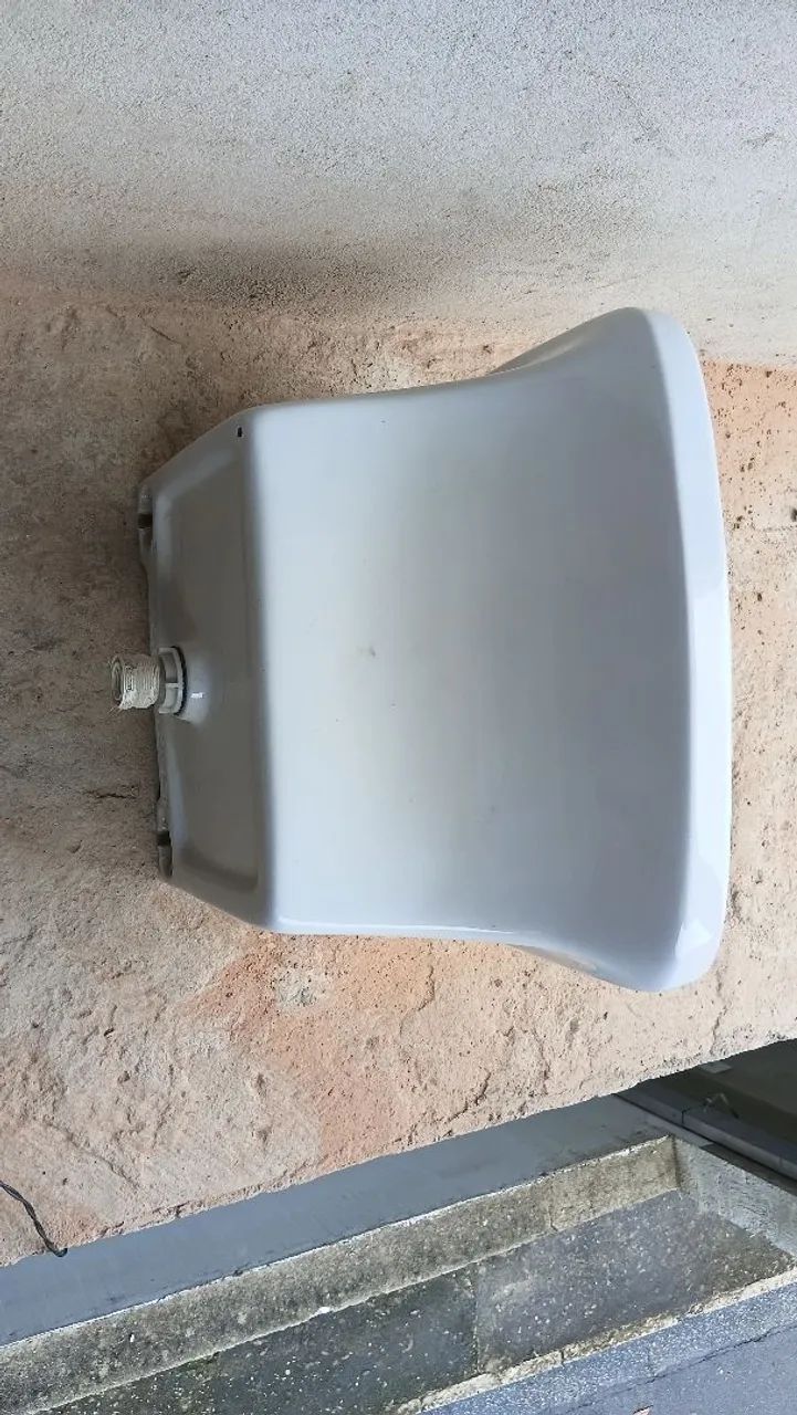 Tanque de cerâmica Celite432959218527784961