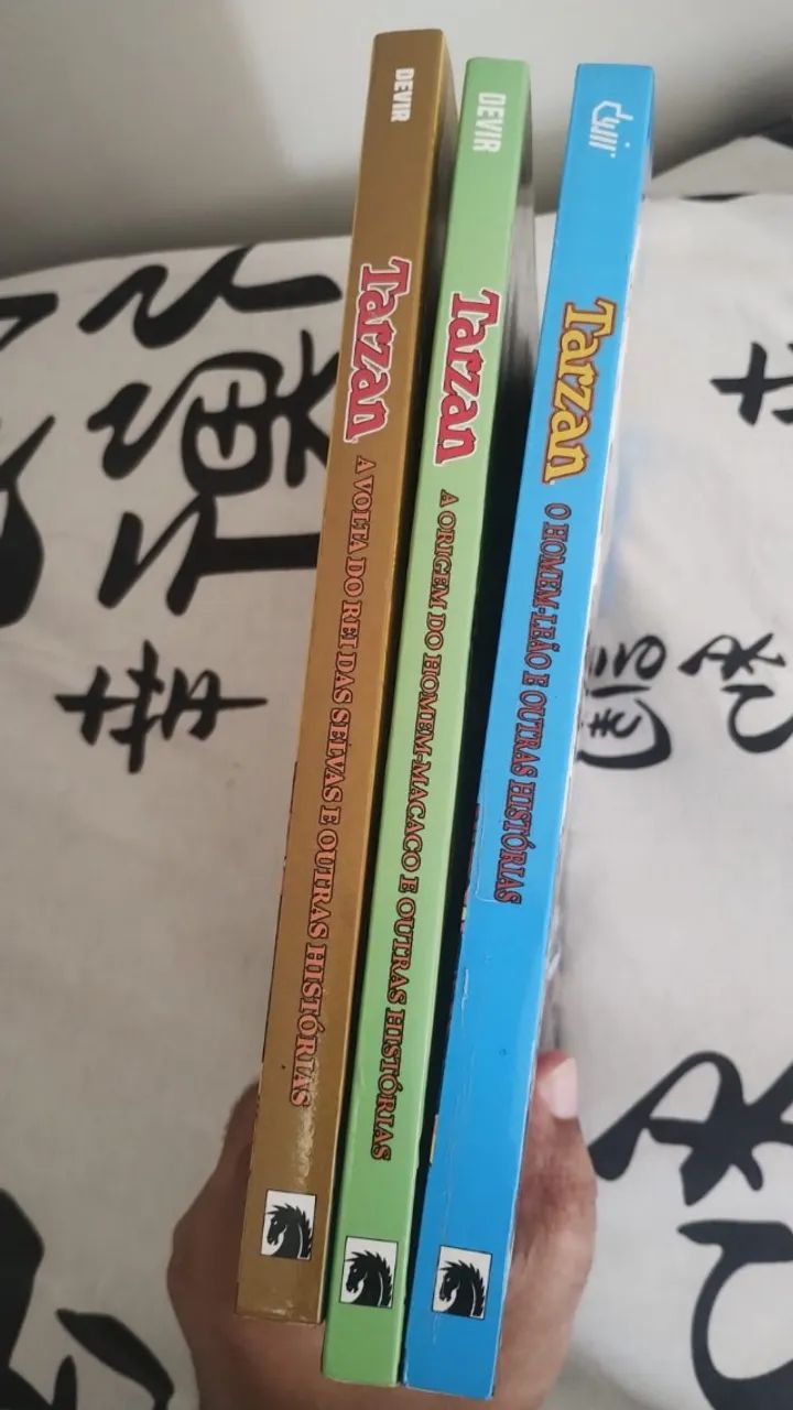 Pack Tarzan de Joe Kubert em três volumes - Editora Devir - Foto 5