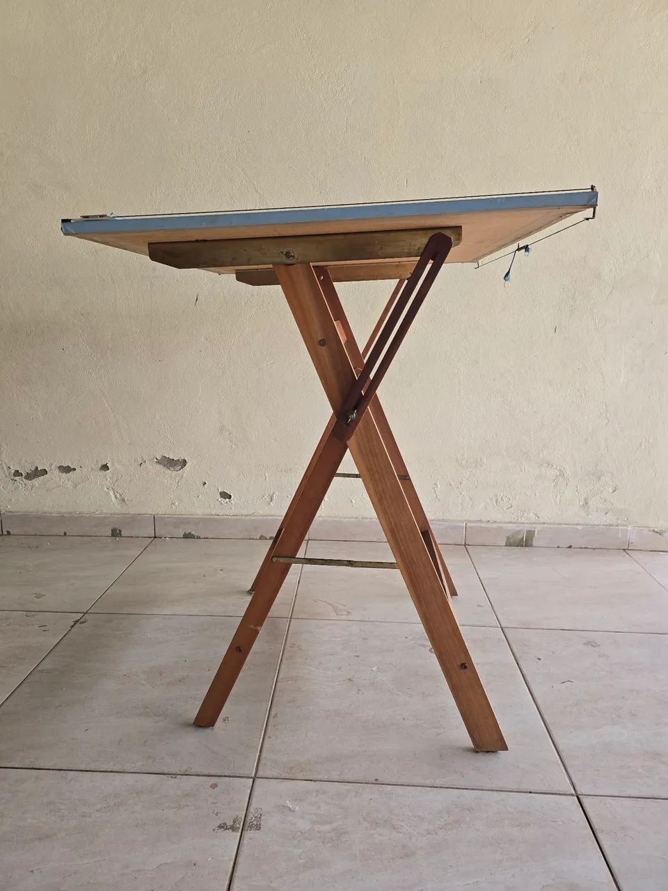 Mesa de Desenho Técnico Trident - Modelo 4830 - Foto 2