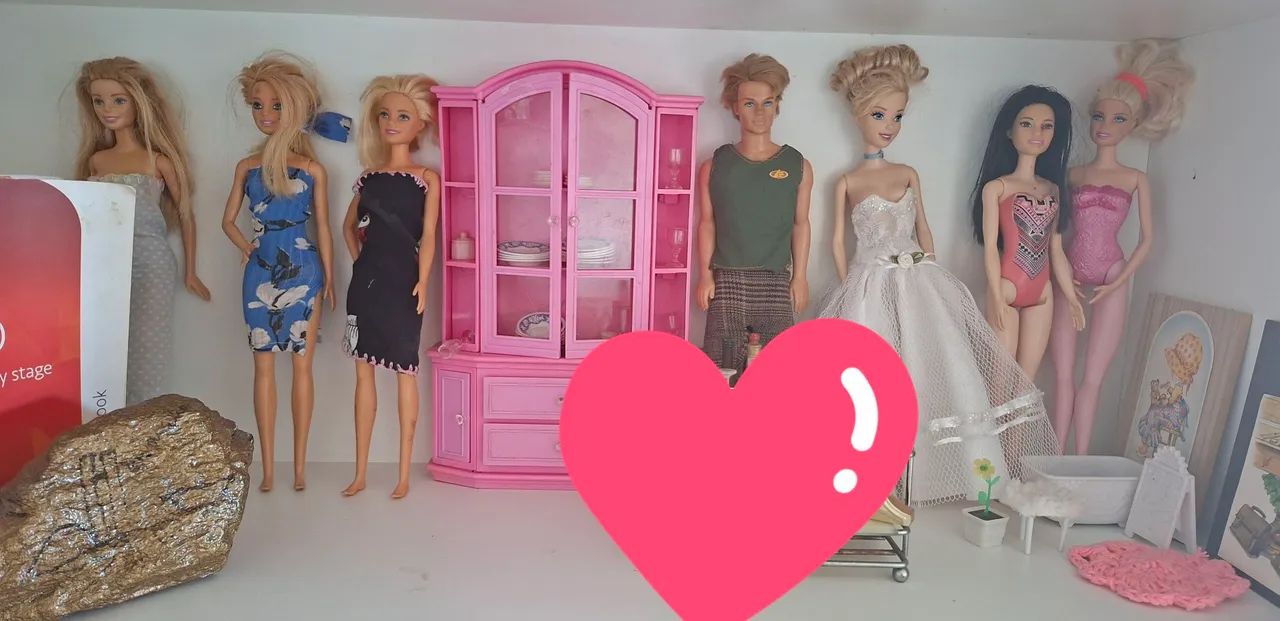 Lote de Barbies antiga 