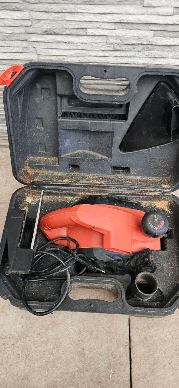 PLAINA BLACK DECKER
