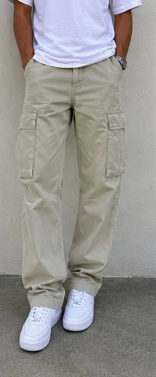 Calça cargo bege da Clock House