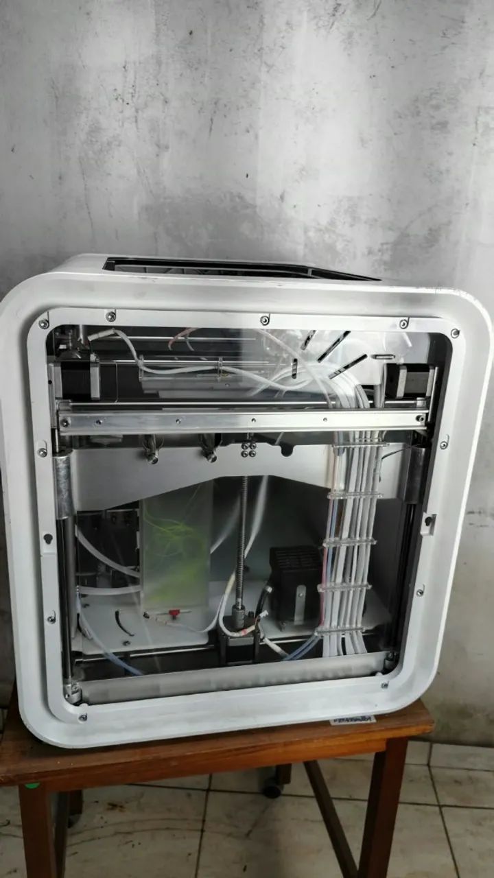 Impressora 3D 3D Systems Cube Pro Trio modelo 401735 - Foto 3