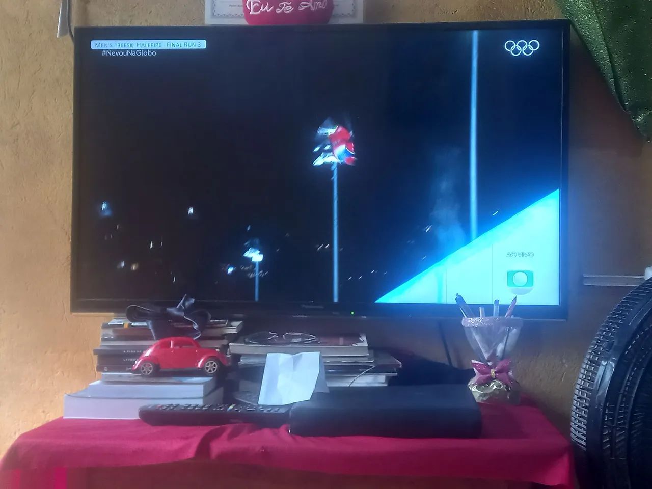 Vendo essa TV urgente motivo, viagem 