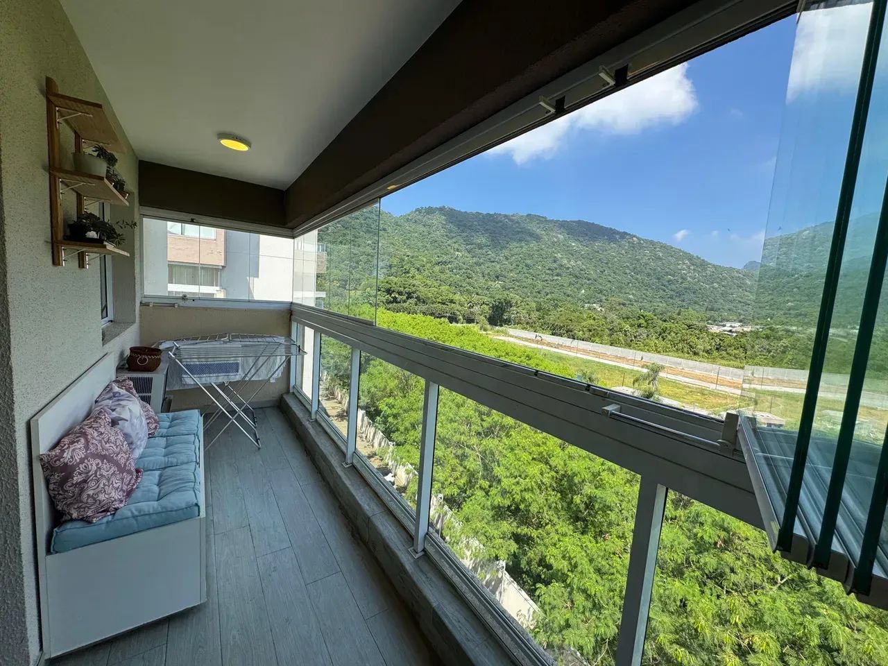 Imóvel para venda possui 82 metros quadrados com 3 quartos - Foto 2