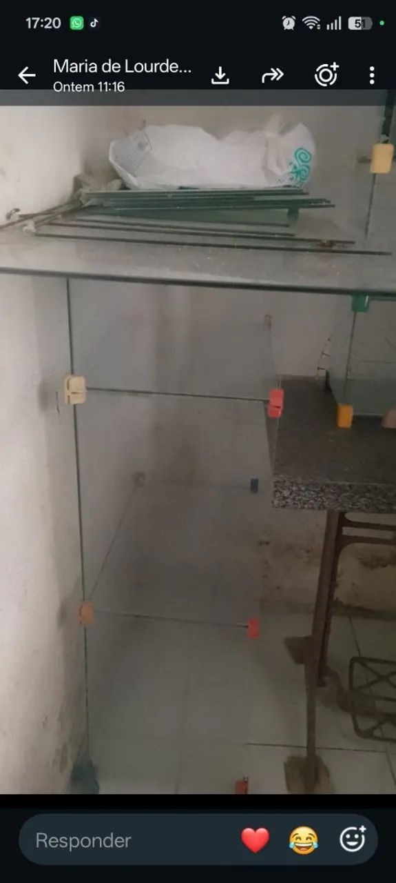 Vitrine de vidro 