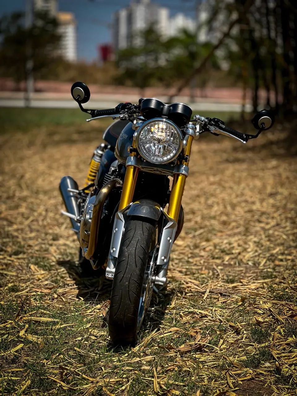 TRIUMPH THRUXTON R 1200 2017 - Foto 3