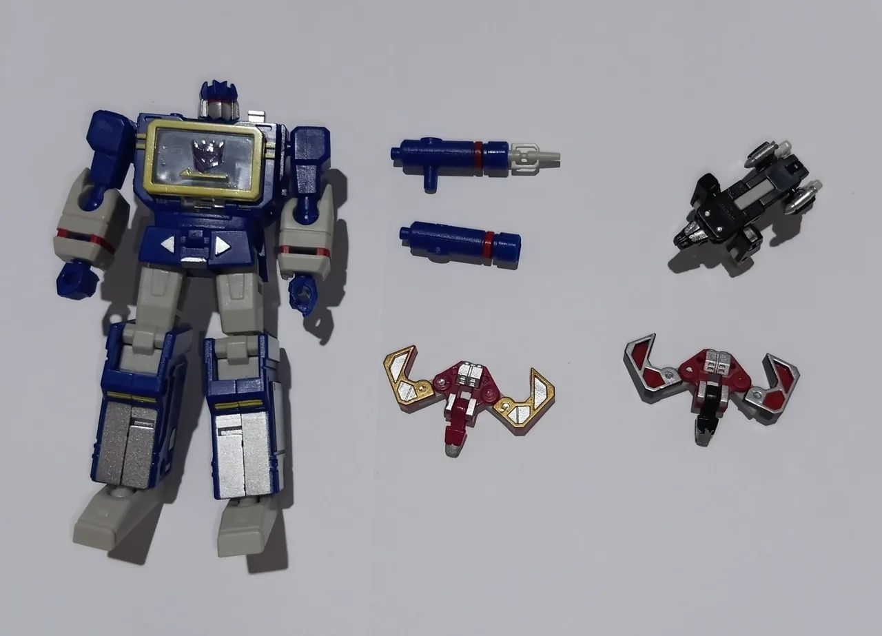 Transformers Soundwave Pocket Toys (Legend Class) 