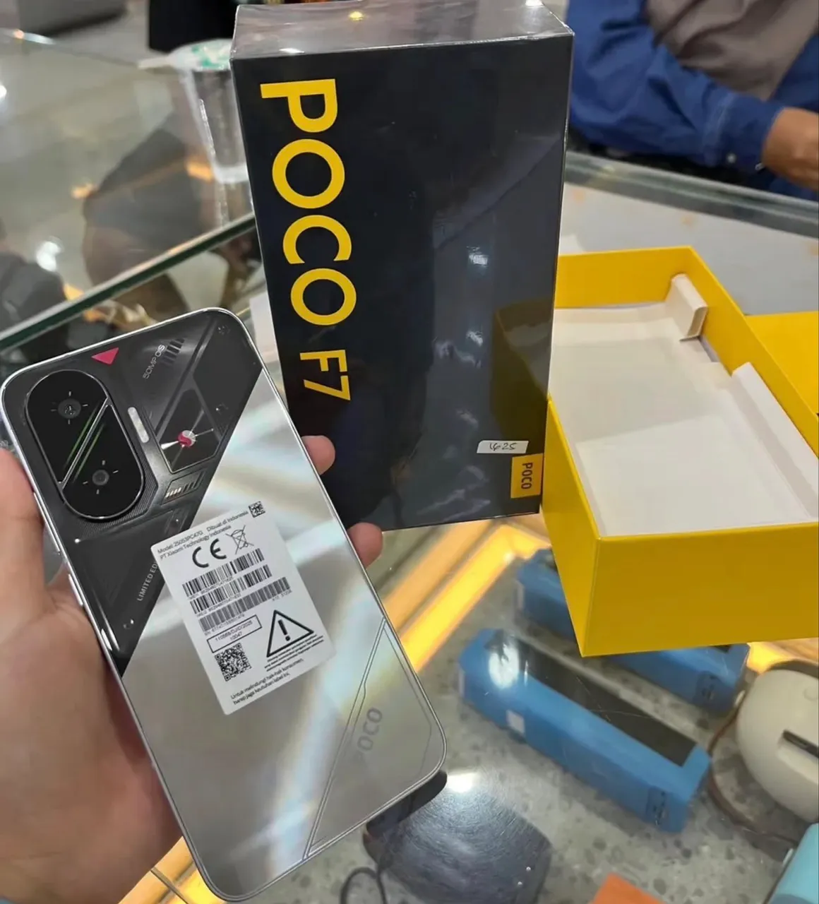 Poco F7 5G 512GB 12GB RAM PRATA Silver Lacrado - Celulares e