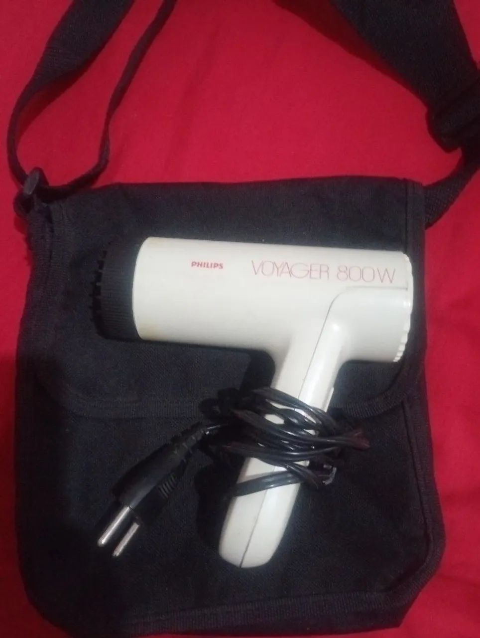 Vendo secador portátil Philips Voyage 800w para quem busca praticidade no dia a dia - Foto 2