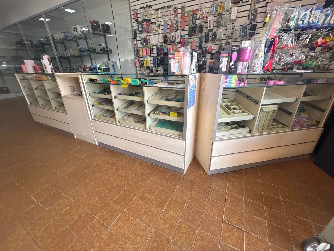 Balcão vitrine para joias