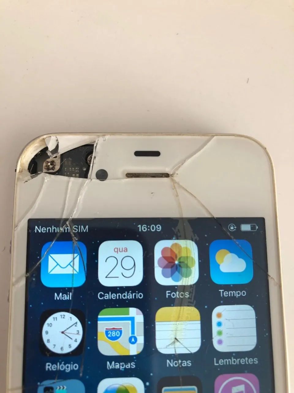 iPhone 4s Branco 8gb A1387- Funciona - Foto 4